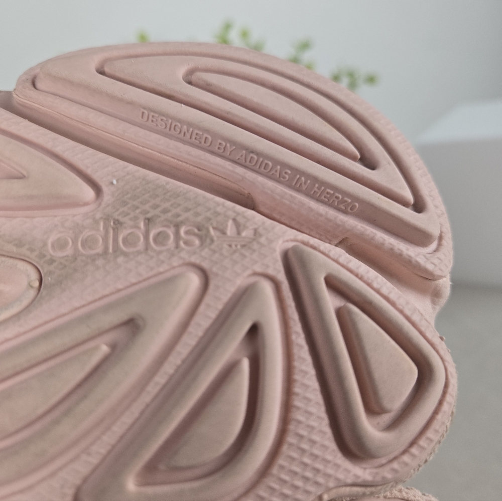 OZWEEGO Adidas Women's Soft Pink Sneakers - Picture 9 of 15